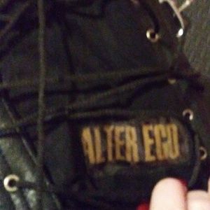 A large leather corest